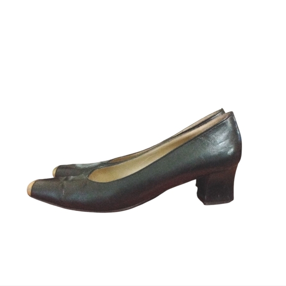 Vintage St. John Black Leather Pumps Pointed Square Toe Gold Cap Heels Sz 6.5 - Picture 6 of 11